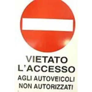 ALUMINIUM SIGN 30X20 'VIETATO L'ACC. AI VEICOLI NON AUTOR'