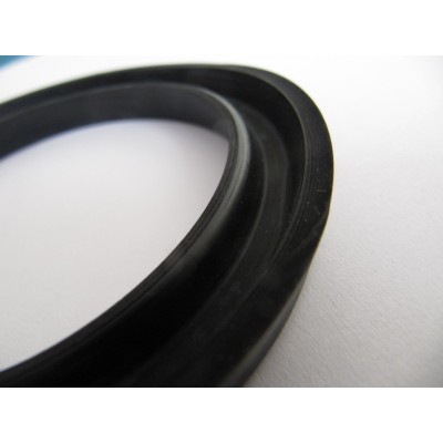 GUARNIZIONI IN GOMMA TIPO UM