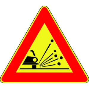 TRIANGULAR SIGN 'MATERIALE INSTABILE' FIG.390